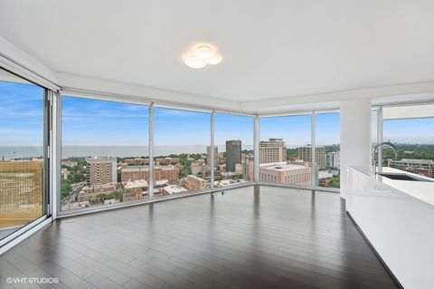 Tiny photo for 1720 Maple Avenue #2710, Evanston, IL 60201 (MLS # 12486061)