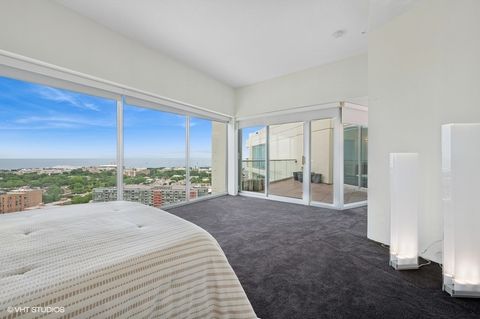 Tiny photo for 1720 Maple Avenue #2710, Evanston, IL 60201 (MLS # 12486061)