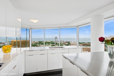 Tiny photo for 1720 Maple Avenue #2710, Evanston, IL 60201 (MLS # 12486061)