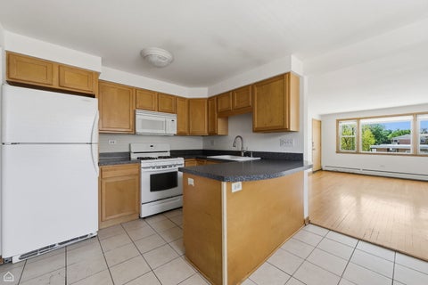Tiny photo for 6845 N Northwest Highway #3W, Chicago, IL 60631 (MLS # 12638494)