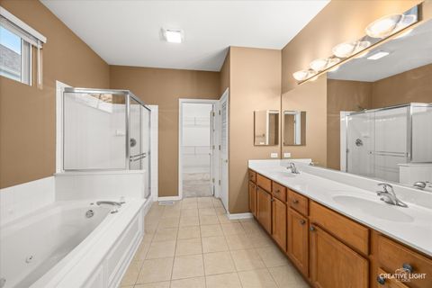 Tiny photo for 2660 Chesire Court, West Dundee, IL 60118 (MLS # 12582066)