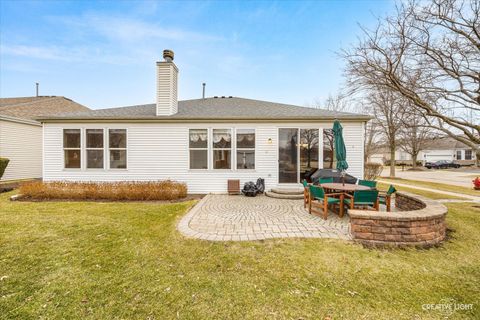 Tiny photo for 2660 Chesire Court, West Dundee, IL 60118 (MLS # 12582066)