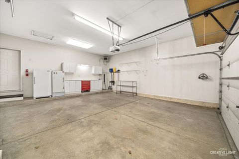 Tiny photo for 2660 Chesire Court, West Dundee, IL 60118 (MLS # 12582066)