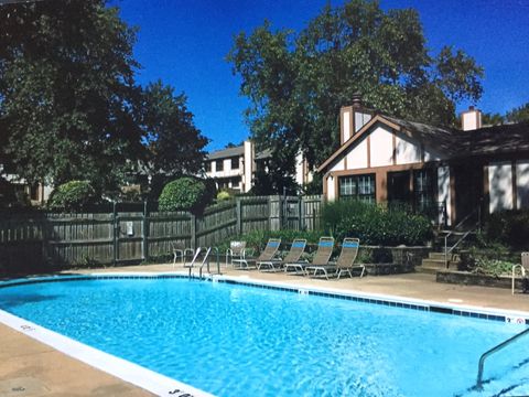 Tiny photo for 1327 Shagbark Lane, Wheaton, IL 60187 (MLS # 12589135)