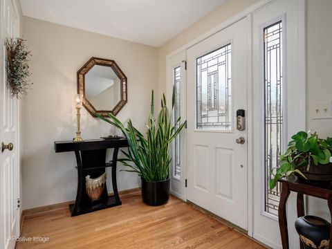 Tiny photo for 1327 Shagbark Lane, Wheaton, IL 60187 (MLS # 12589135)