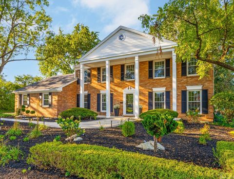 A home in Burr Ridge