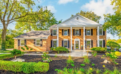 A home in Burr Ridge