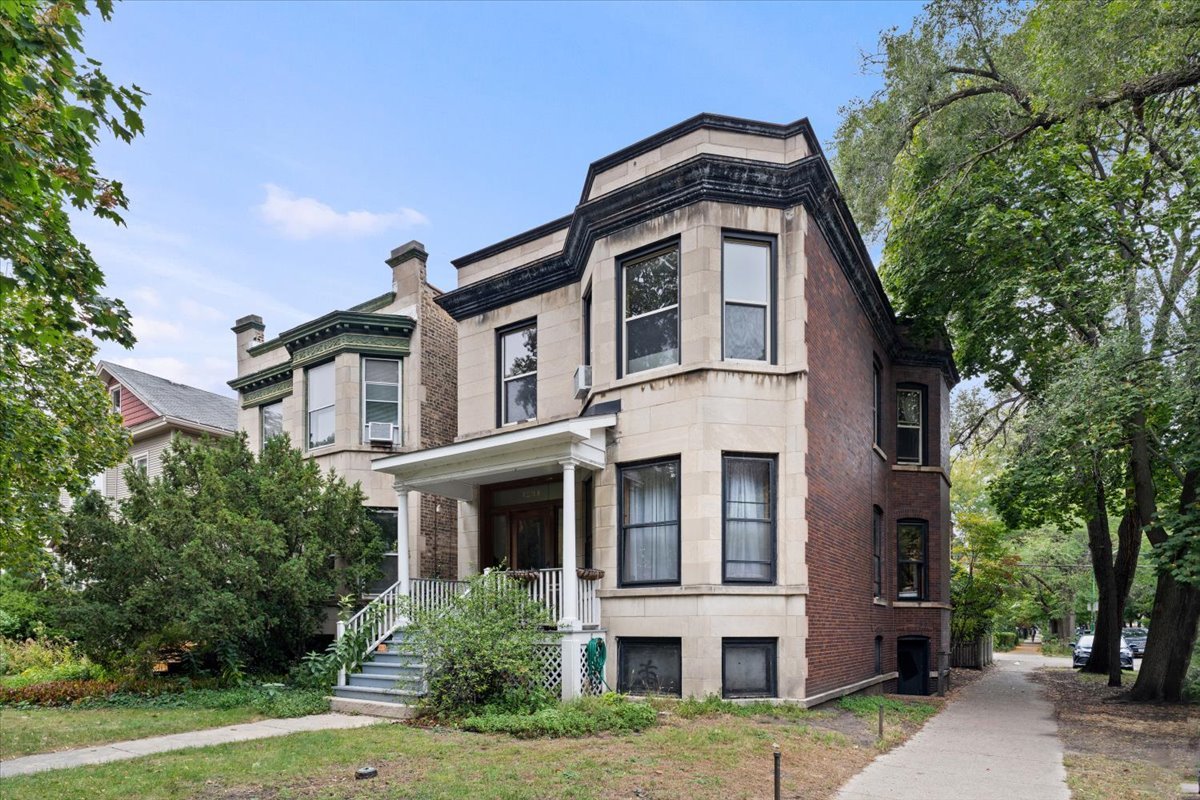 1234 W GRANVILLE Avenue