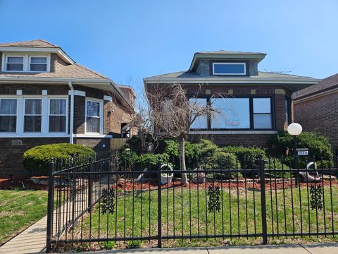 Tiny photo for 10211 S Peoria Street, Chicago, IL 60643 (MLS # 12605573)