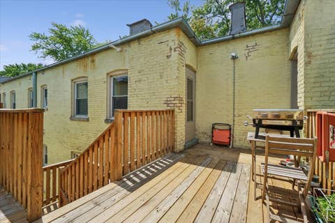 Tiny photo for 7025 N Wolcott Avenue #3, Chicago, IL 60626 (MLS # 12694839)