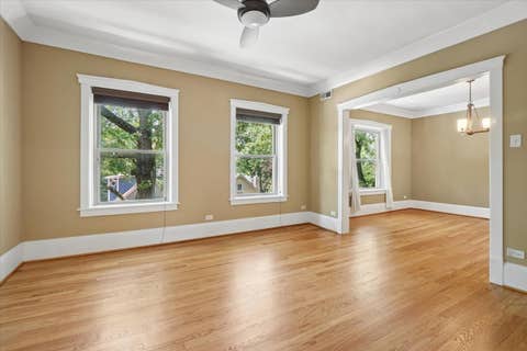 Tiny photo for 7025 N Wolcott Avenue #3, Chicago, IL 60626 (MLS # 12694839)