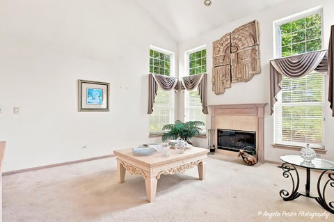 Tiny photo for 327 Cimarron Road #327, Lombard, IL 60148 (MLS # 12747512)