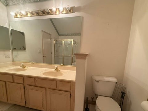 Tiny photo for 327 Cimarron Road #327, Lombard, IL 60148 (MLS # 12747512)
