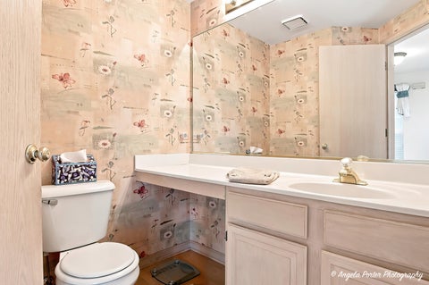 Tiny photo for 327 Cimarron Road #327, Lombard, IL 60148 (MLS # 12747512)