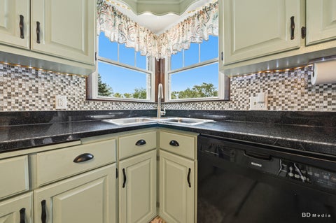 Tiny photo for 4243 150th Street, Midlothian, IL 60445 (MLS # 12742491)