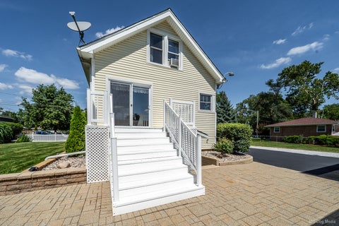 Tiny photo for 4243 150th Street, Midlothian, IL 60445 (MLS # 12742491)