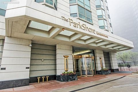 195 N HARBOR Drive 207 Chicago IL 60601