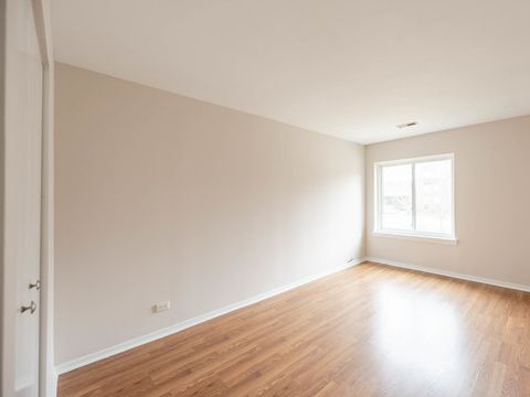 Tiny photo for 3070 Pheasant Creek Drive #207, Northbrook, IL 60062 (MLS # 12572556)