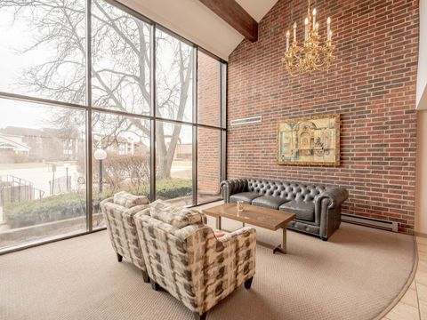 Tiny photo for 3070 Pheasant Creek Drive #207, Northbrook, IL 60062 (MLS # 12572556)