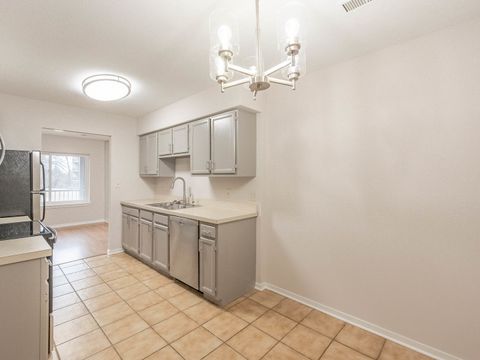 Tiny photo for 3070 Pheasant Creek Drive #207, Northbrook, IL 60062 (MLS # 12572556)