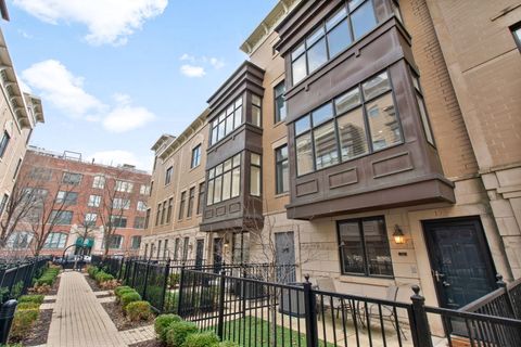 Tiny photo for 1738 S Indiana Avenue, Chicago, IL 60616 (MLS # 12633004)