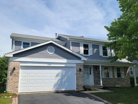 Photo of 342 Country Lane, Algonquin, IL 60102 (MLS # 12674814)