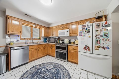 Tiny photo for 5624 W Higgins Avenue #2S, Chicago, IL 60630 (MLS # 12669766)