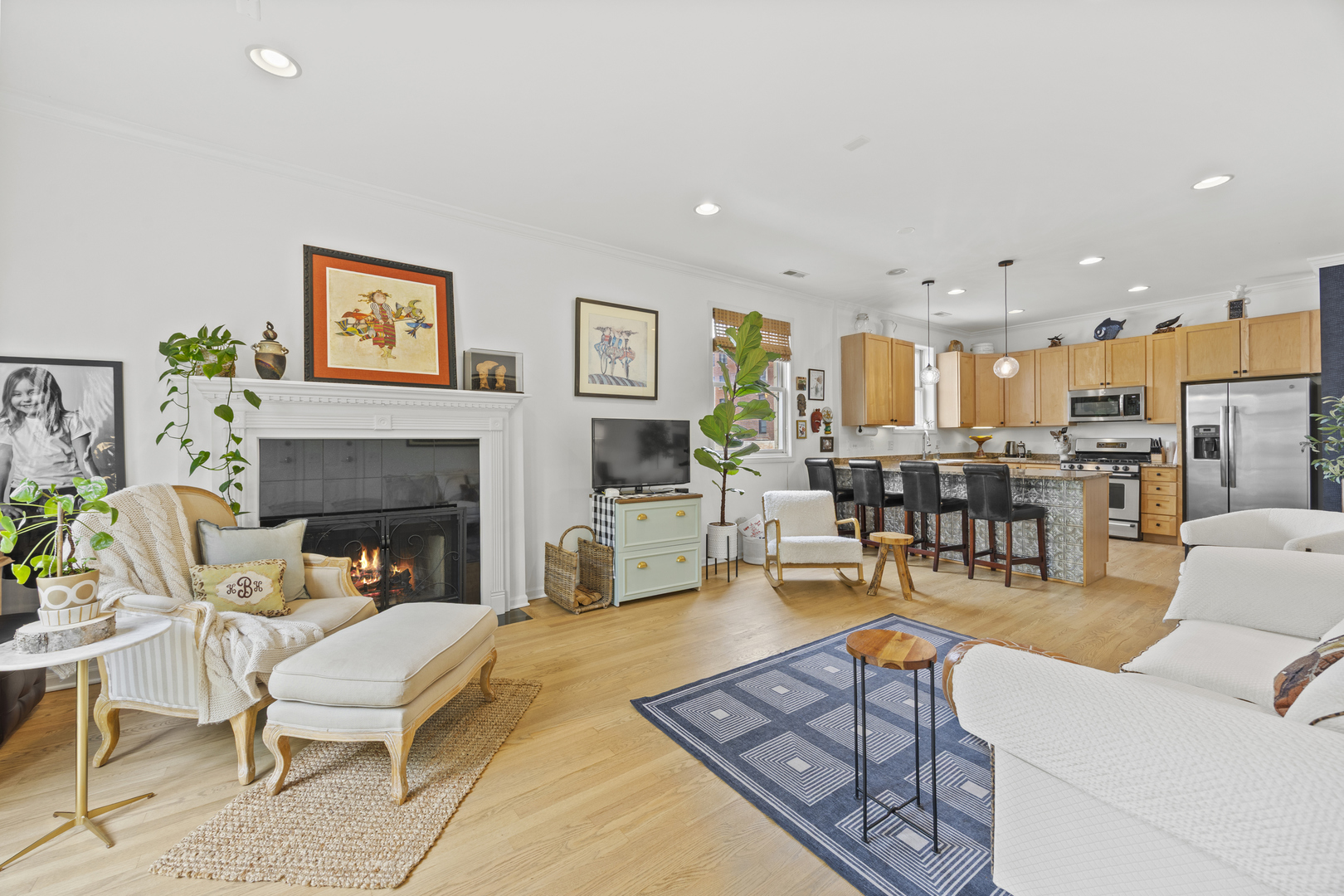 5125 N Kenmore Avenue PH-North-5N