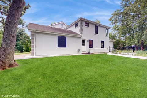 A home in Riverwoods