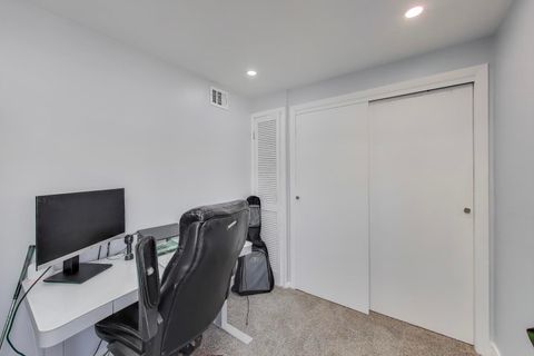 Tiny photo for 5524 N Luna Avenue, Chicago, IL 60630 (MLS # 12448844)