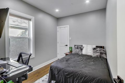 Tiny photo for 5524 N Luna Avenue, Chicago, IL 60630 (MLS # 12448844)