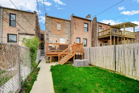 Tiny photo for 4114 S Ellis Avenue, Chicago, IL 60653 (MLS # 12647817)