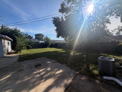 Tiny photo for 547 Redwood Road, Bolingbrook, IL 60440 (MLS # 12752783)