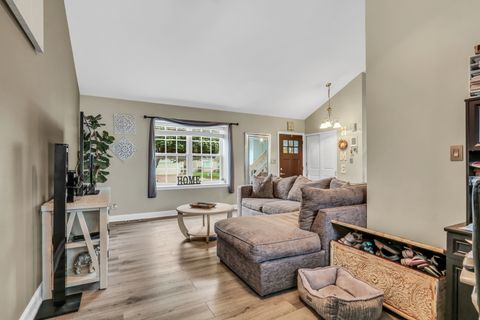 Tiny photo for 352 LINDEN Drive, Round Lake Park, IL 60073 (MLS # 12495526)