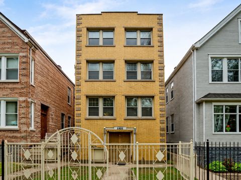 2832 N Mozart Street Chicago IL 60618
