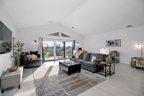 Tiny photo for 891 Exeter Turn #C2, Bourbonnais, IL 60914 (MLS # 12614853)