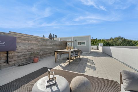 Tiny photo for 2237 N Hoyne Avenue #3N, Chicago, IL 60647 (MLS # 12577352)