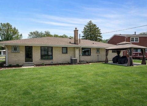 Tiny photo for 15252 WATERMAN Drive, South Holland, IL 60473 (MLS # 12608370)