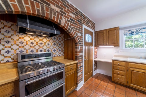 Tiny photo for 6546 Forest Avenue, Hammond, IN 46324 (MLS # 12680443)