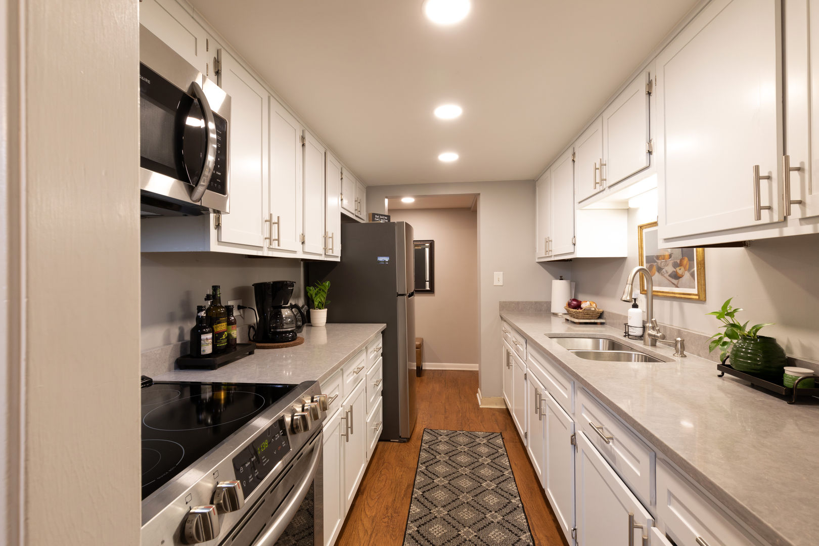 5300 Walnut Avenue 11B