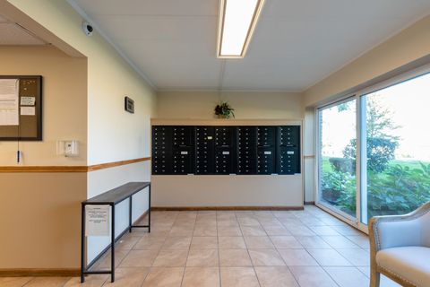 Tiny photo for 5300 Walnut Avenue #11B, Downers Grove, IL 60515 (MLS # 12494977)