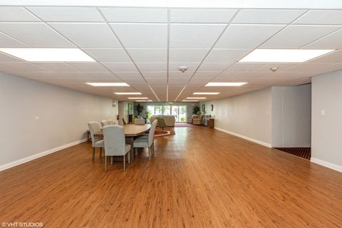 Tiny photo for 5300 Walnut Avenue #11B, Downers Grove, IL 60515 (MLS # 12494977)