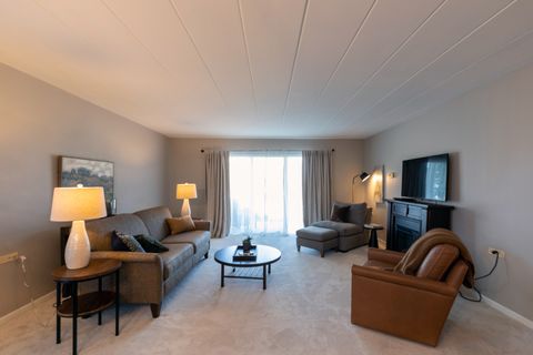 Tiny photo for 5300 Walnut Avenue #11B, Downers Grove, IL 60515 (MLS # 12494977)