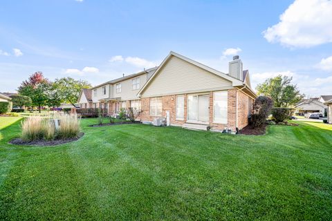 Tiny photo for 43 Corinth Drive, Tinley Park, IL 60477 (MLS # 12492134)