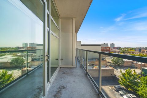 Tiny photo for 1620 S Michigan Avenue #619, Chicago, IL 60616 (MLS # 12525547)