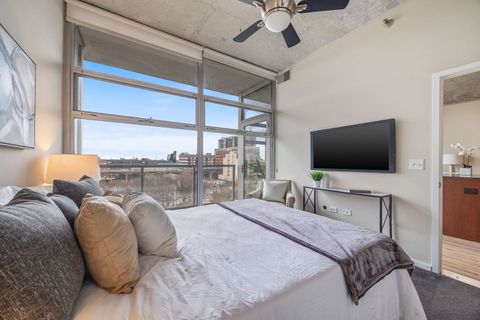 Tiny photo for 1620 S Michigan Avenue #619, Chicago, IL 60616 (MLS # 12525547)