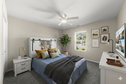 Tiny photo for 600 W Pleasant Lane #C2, Lombard, IL 60148 (MLS # 12587367)