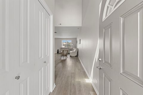 Tiny photo for 600 W Pleasant Lane #C2, Lombard, IL 60148 (MLS # 12587367)