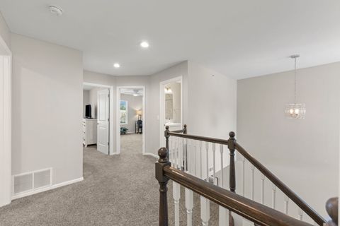 Tiny photo for 600 W Pleasant Lane #C2, Lombard, IL 60148 (MLS # 12587367)