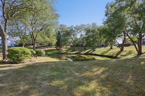 Tiny photo for 920 Vose Drive #106, Gurnee, IL 60031 (MLS # 12554844)
